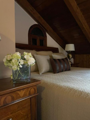 Porfyra Luxury Guesthouse